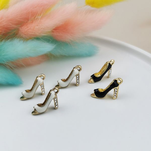 10pcs rhinestone high heel enamel charms female shoes metal pendants fit diy jewelry accessories bracelet earrings finding, Bronze;silver
10pcs rhinestone high heel enamel charms female shoes metal pendants fit diy jewelry accessories bracelet earrings finding, Bronze;silver