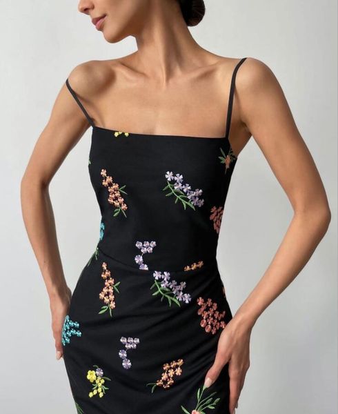 casual dresses women elegant embroidery sleeveless strap dress fashion high waist bodycon female mid party vestidos p798, Black;gray
casual dresses women elegant embroidery sleeveless strap dress fashion high waist bodycon female mid party vestidos p798, Black;gray
