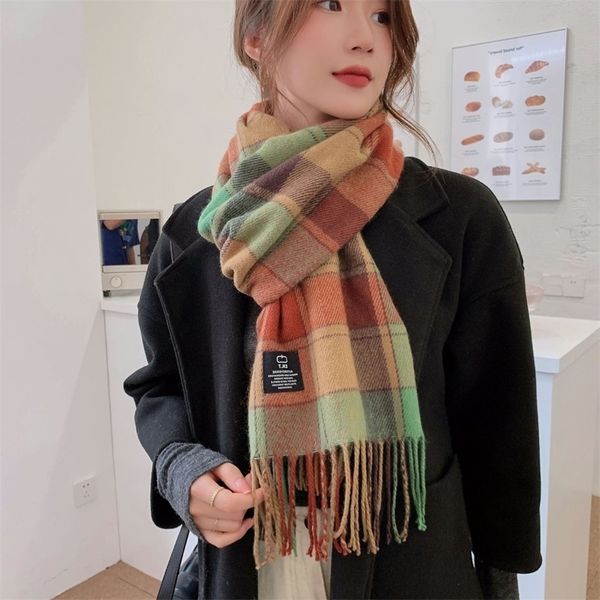 autumn and winter new scarf korean literary english plaid scarf feminine temperament versatile warm shawl bib, Blue;black
autumn and winter new scarf korean literary english plaid scarf feminine temperament versatile warm shawl bib, Blue;black