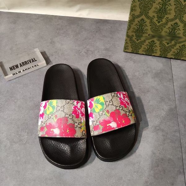 wholesale g slippers summer 2021 men and women wear large slippers on the beach luxurysss designersss shoes yw, Black
wholesale g slippers summer 2021 men and women wear large slippers on the beach luxurysss designersss shoes yw, Black