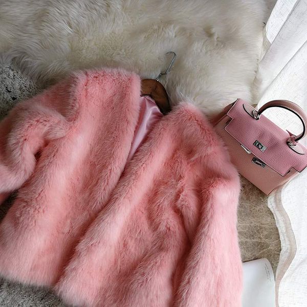 blends winter women sweet pink v-neck short faux coats celebrity elegant slim fake fur jjacket a247, Black
blends winter women sweet pink v-neck short faux coats celebrity elegant slim fake fur jjacket a247, Black