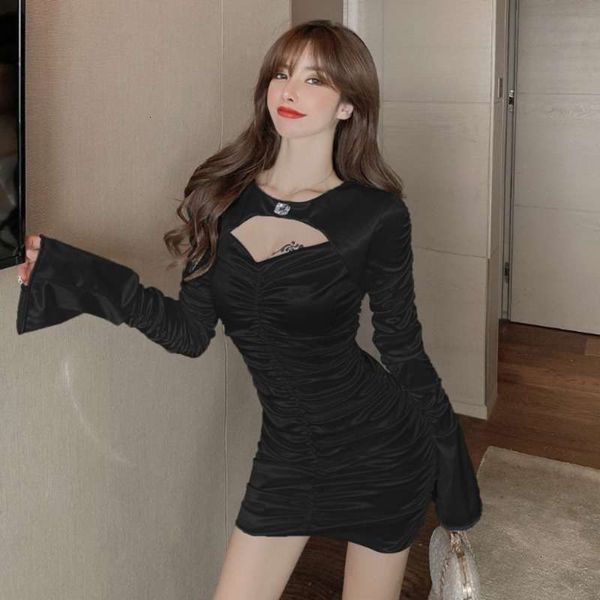 style casual dresses court pleated slim wrap hip skirt autumn women's open back dress, Black;gray
style casual dresses court pleated slim wrap hip skirt autumn women's open back dress, Black;gray