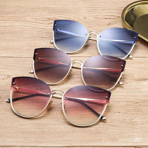 sunglasses personality, cat's eye glasses male fashion joker street snap tide, White;black
sunglasses personality, cat's eye glasses male fashion joker street snap tide, White;black