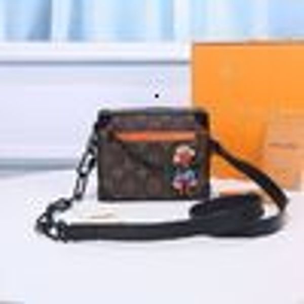 libobo6_1 e0u6 m80159 m44480 backpacks handbags iconic handles shoulder bags totes cross body bag clutches evening oxidized leather, Red;black
libobo6_1 e0u6 m80159 m44480 backpacks handbags iconic handles shoulder bags totes cross body bag clutches evening oxidized leather, Red;black