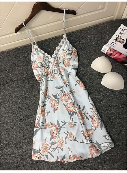 silk spaghetti strap dresses women sleeveless leaves floral printing dress summer high-waist slim-fit sling imitation casual, Black;gray
silk spaghetti strap dresses women sleeveless leaves floral printing dress summer high-waist slim-fit sling imitation casual, Black;gray