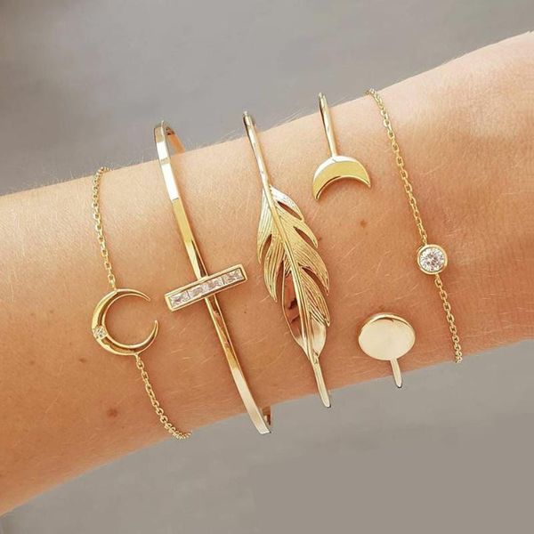charm bracelets bohemia golden crystal set women classic arrow knot moon gem bangles fashion female bracelet party jewelry gift, Golden;silver
charm bracelets bohemia golden crystal set women classic arrow knot moon gem bangles fashion female bracelet party jewelry gift, Golden;silver