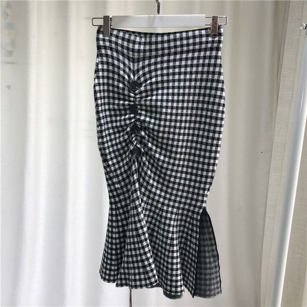 autumn korea fashion women with high waist mermaid stylish knitted skirts elegant mesh pack slender hips at knee height plaid skirt, Black
autumn korea fashion women with high waist mermaid stylish knitted skirts elegant mesh pack slender hips at knee height plaid skirt, Black