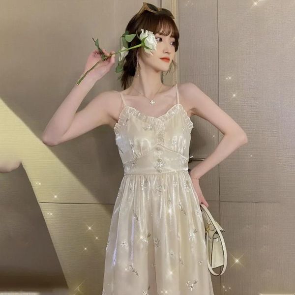 casual dresses vintage ruffles strap dress french floral women designer beach 2021 korea party clothes women's summer sundresses, Black;gray
casual dresses vintage ruffles strap dress french floral women designer beach 2021 korea party clothes women's summer sundresses, Black;gray