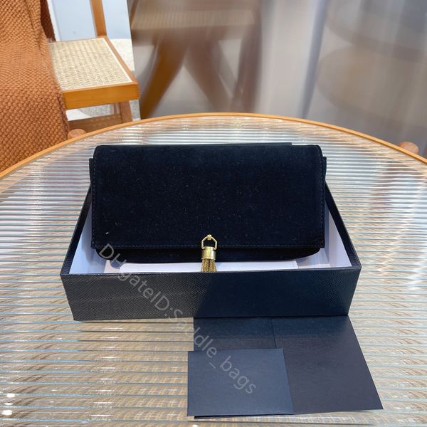 famous designer bags frosted lady soft warm chain flap totes new messenger women fashion cross body shoulder hasp tassel wallet young people
famous designer bags frosted lady soft warm chain flap totes new messenger women fashion cross body shoulder hasp tassel wallet young people