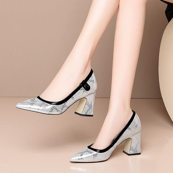 dress shoes mljuese 2021 women pumps autumn spring soft cow leather snake strip pointed toe silver color high heels lady size 43 party, Black
dress shoes mljuese 2021 women pumps autumn spring soft cow leather snake strip pointed toe silver color high heels lady size 43 party, Black