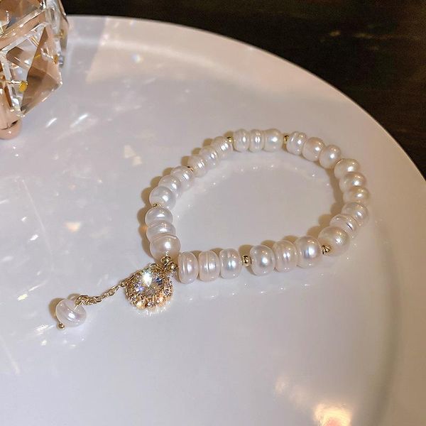 charm bracelets minar elegant natural freshwater pearl for women shiny rhinestone flower adjustable bracelet temperament jewelry, Golden;silver
charm bracelets minar elegant natural freshwater pearl for women shiny rhinestone flower adjustable bracelet temperament jewelry, Golden;silver