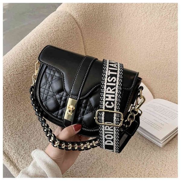 sale 90% off small bag 2022 autumn and winter new fashion women's chain saddle portable single shoulder messenger bag is56
sale 90% off small bag 2022 autumn and winter new fashion women's chain saddle portable single shoulder messenger bag is56