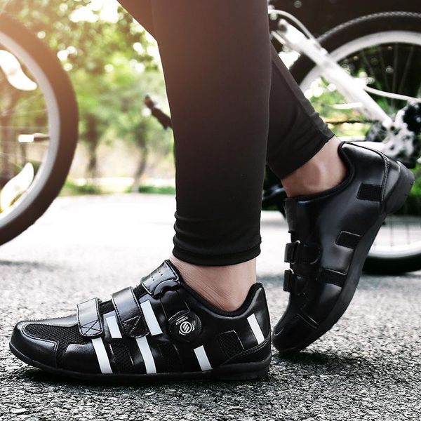 cycling footwear shoes women carbon-soled double knob road bike men's and women's bicycle unlockless riding, Black
cycling footwear shoes women carbon-soled double knob road bike men's and women's bicycle unlockless riding, Black