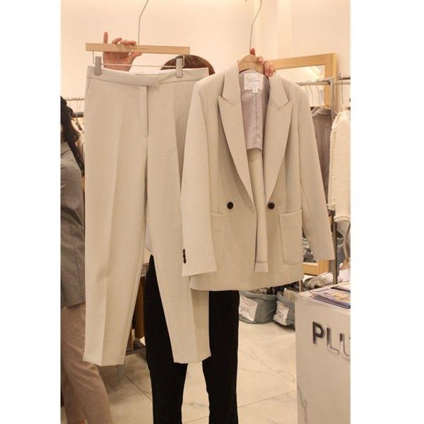 women's two piece pants 2021 spring autumn women elegnat office 2 set lady button notched blazer & pencil pant suit female chic solid s, White
women's two piece pants 2021 spring autumn women elegnat office 2 set lady button notched blazer & pencil pant suit female chic solid s, White