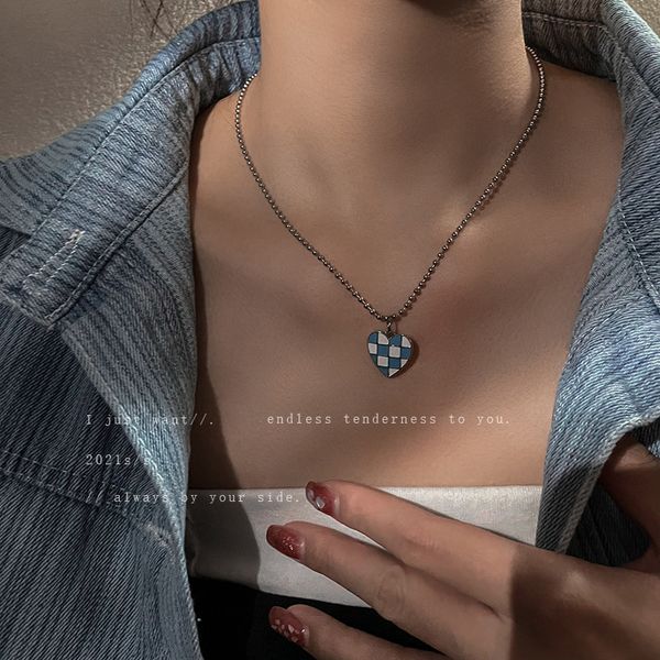 korea drop oil love pendant necklace ins wind blue white checkerboard ball chain new temperament simple clavicle chain, Silver
korea drop oil love pendant necklace ins wind blue white checkerboard ball chain new temperament simple clavicle chain, Silver