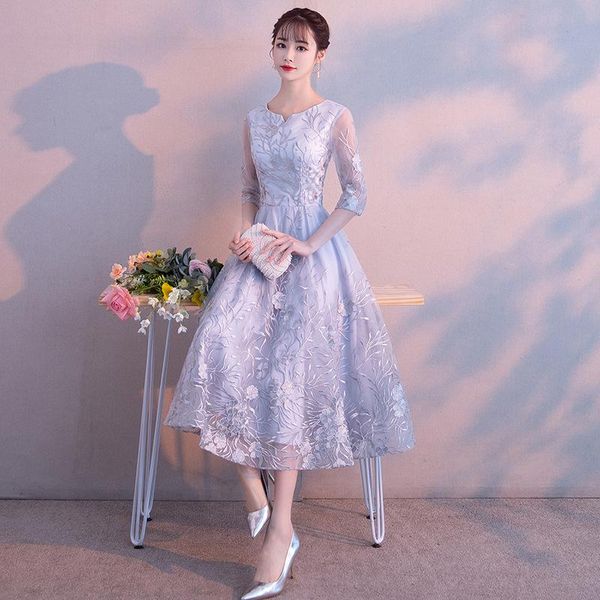 casual dresses v-neck mesh evening dress women embroidery floral banquet gown elegant prom skirt half sleeve dressing party vestidos, Black;gray
casual dresses v-neck mesh evening dress women embroidery floral banquet gown elegant prom skirt half sleeve dressing party vestidos, Black;gray