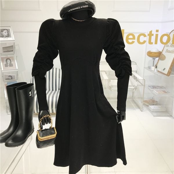 bubble sleeve dressed female spring 2021 niche design around the neck fine fitting dress bottom, Black;gray
bubble sleeve dressed female spring 2021 niche design around the neck fine fitting dress bottom, Black;gray