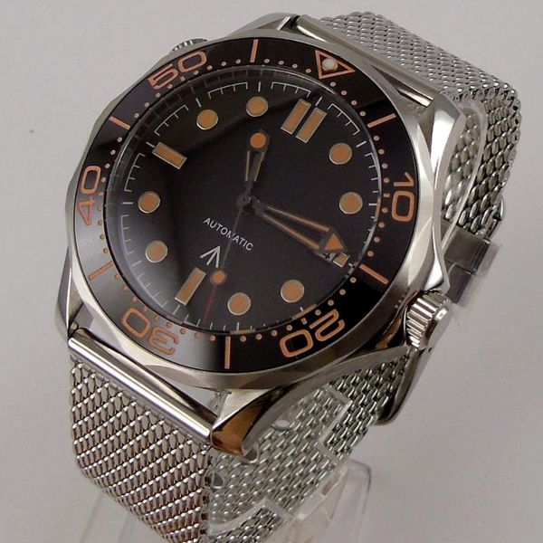 wristwatches arrival mechanical men watch sapphire glass date nh35 21 jewel miyota 8215 mental band rotating bezel, Slivery;brown
wristwatches arrival mechanical men watch sapphire glass date nh35 21 jewel miyota 8215 mental band rotating bezel, Slivery;brown
