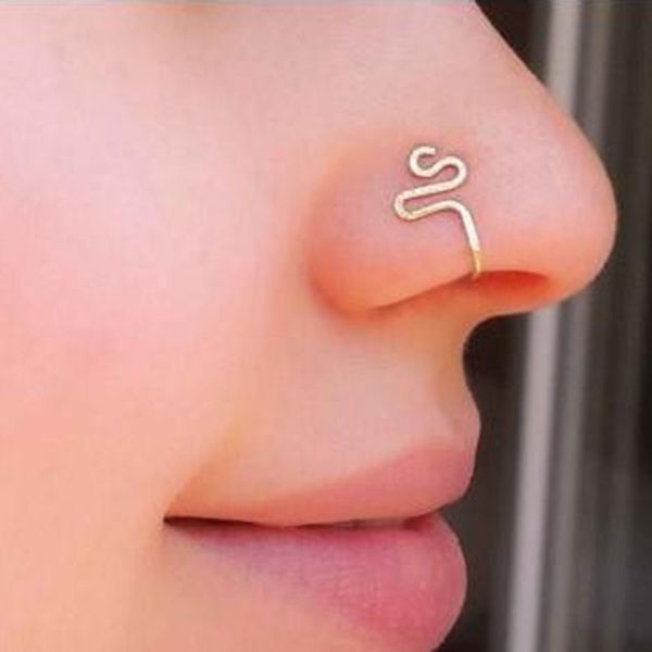 original copper wire spiral fake piercing 2021 punk gold silver color nose ring also can be ear clip cuff bijoux
original copper wire spiral fake piercing 2021 punk gold silver color nose ring also can be ear clip cuff bijoux