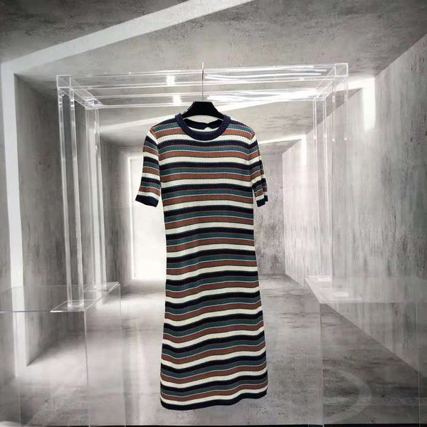 luxury design spring and summer contrast knitted stripe round neck dress casual fashion show thin, Black;gray
luxury design spring and summer contrast knitted stripe round neck dress casual fashion show thin, Black;gray