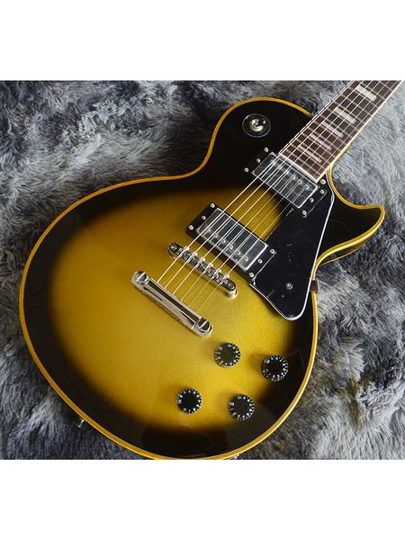 classic electric guitar, metal paint, beautiful appearance, beautiful sound, delivery home
classic electric guitar, metal paint, beautiful appearance, beautiful sound, delivery home