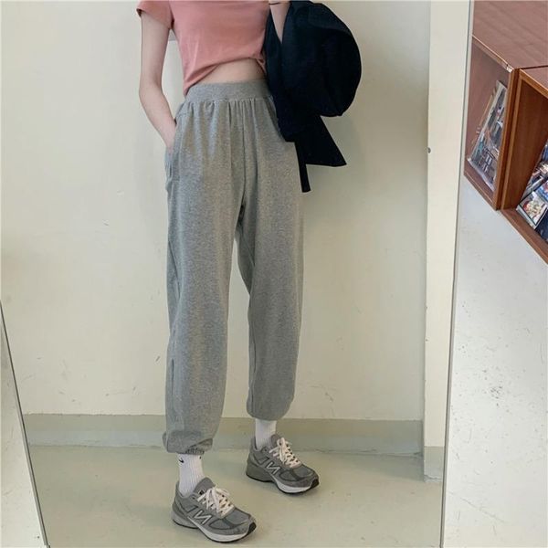 women's pants & capris casual sweatpants elastic high waist female trousers jogger street running pocket loose, Black;white
women's pants & capris casual sweatpants elastic high waist female trousers jogger street running pocket loose, Black;white