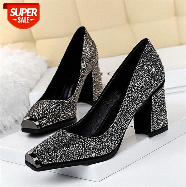 6862-5 european and american style party high heels thick heel shallow mouth metal square toe shiny rhinestone women's single sho #cs7z
6862-5 european and american style party high heels thick heel shallow mouth metal square toe shiny rhinestone women's single sho #cs7z