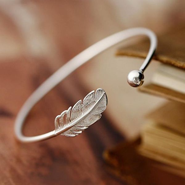 bangle 1pc simple elegant feather adjustable opening bracelets fashion jewelry women bracelet party supplies accessories, Black
bangle 1pc simple elegant feather adjustable opening bracelets fashion jewelry women bracelet party supplies accessories, Black
