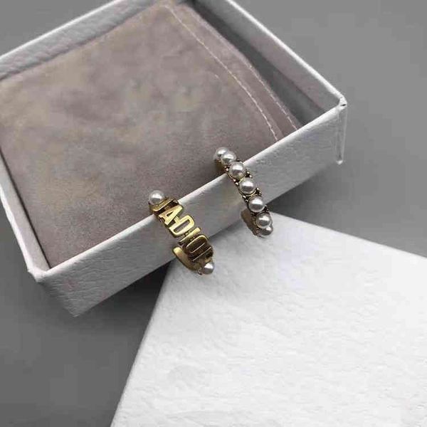 factory specials aa letter pearl 2021 fashion brass material used ring female, Golden;silver 
factory specials aa letter pearl 2021 fashion brass material used ring female, Golden;silver