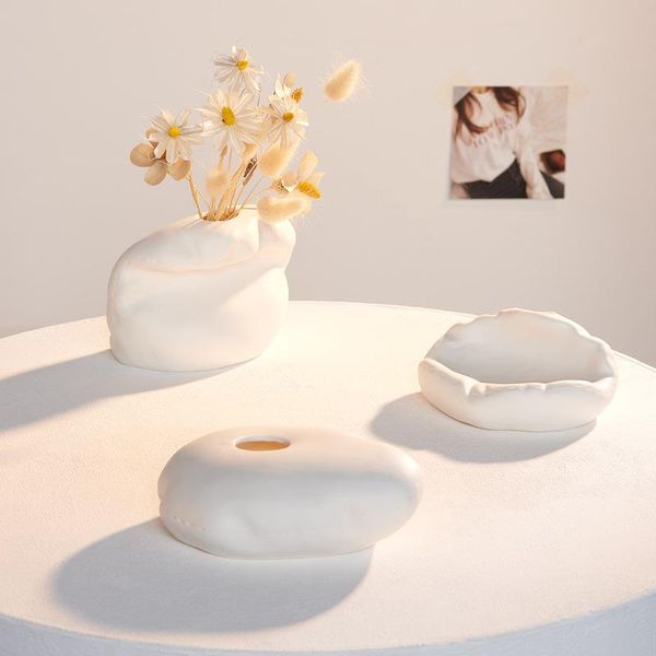 vases ins creative nordic ceramic dried flower vase hydroponic home decoration ornaments arrangement modern white pot ornament
vases ins creative nordic ceramic dried flower vase hydroponic home decoration ornaments arrangement modern white pot ornament