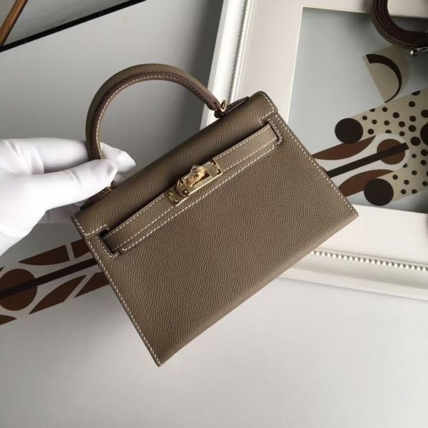 luxurys designer handbags mini gaoding classic messenger small square versatile texture women's single shoulder kellys bag bb
luxurys designer handbags mini gaoding classic messenger small square versatile texture women's single shoulder kellys bag bb