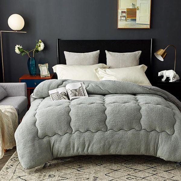 high-quality winter thick warm quilt 100% silk lamb hair full size luxury king double bed household items comforters & sets
high-quality winter thick warm quilt 100% silk lamb hair full size luxury king double bed household items comforters & sets