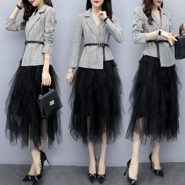 women's tracksuits fall on the small sweet son accept waist style suit jacket black gauze skirts two-piece outfit, Gray
women's tracksuits fall on the small sweet son accept waist style suit jacket black gauze skirts two-piece outfit, Gray