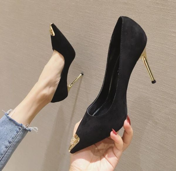 dress shoes high-heeled in autumn pointed toe thin heel metal head shallow mouth women's fashion women heels 9cm, Black
dress shoes high-heeled in autumn pointed toe thin heel metal head shallow mouth women's fashion women heels 9cm, Black