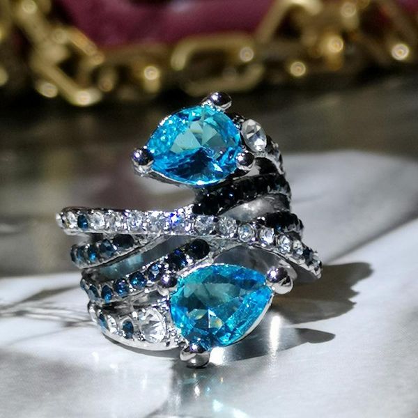 wedding rings cute female crystal water drop ring vintage silver color for women promise blue zircon stone engagement, Slivery;golden
wedding rings cute female crystal water drop ring vintage silver color for women promise blue zircon stone engagement, Slivery;golden