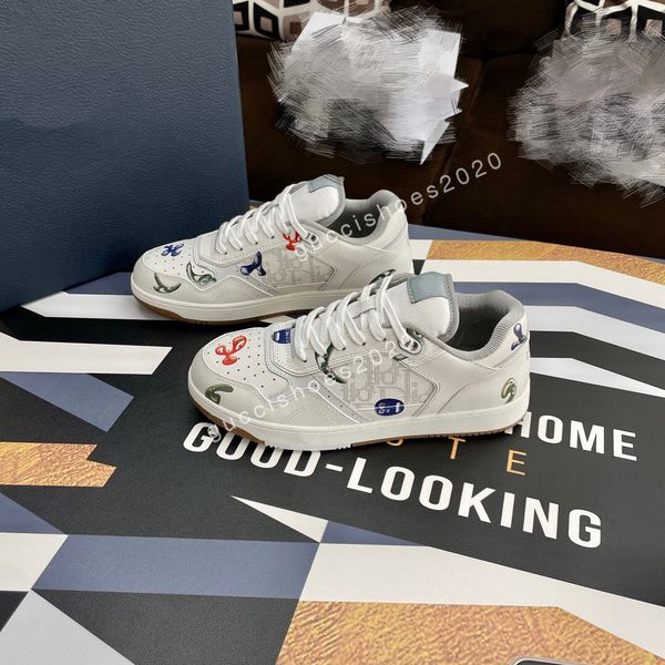 2022 designer shoes sneakers classic oblique printed fabric canvas fashion breathable technology outdoor trainers for men women, Black;red
2022 designer shoes sneakers classic oblique printed fabric canvas fashion breathable technology outdoor trainers for men women, Black;red