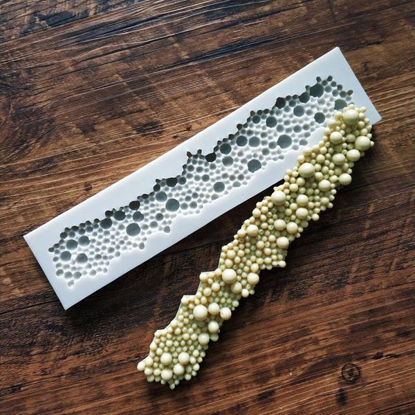 cake tools pearl border silicone mold chocolate fondant sugarcraft 
cake tools pearl border silicone mold chocolate fondant sugarcraft