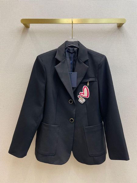 women's suits & blazers love lipstick embroidery coat for women autumn 2021 high-end brand 3d cut lapel long sleeve office lady solid s, White;black
women's suits & blazers love lipstick embroidery coat for women autumn 2021 high-end brand 3d cut lapel long sleeve office lady solid s, White;black