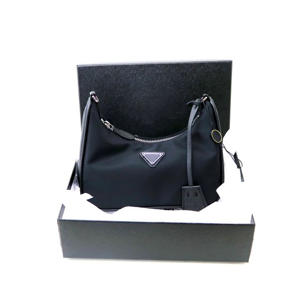 luxurybags nylon handbag one-shoulder cross-body baguette bag oxford cloth bags tide joker temperament is light
luxurybags nylon handbag one-shoulder cross-body baguette bag oxford cloth bags tide joker temperament is light