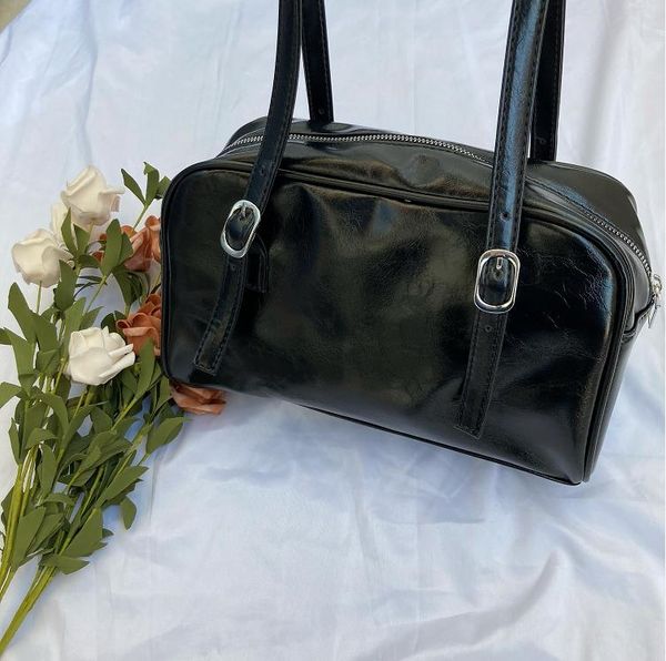 evening bags large capacity women casual tote bag fashion design ladies simple shoulder underarm pu leather female daily purse hangbags
evening bags large capacity women casual tote bag fashion design ladies simple shoulder underarm pu leather female daily purse hangbags