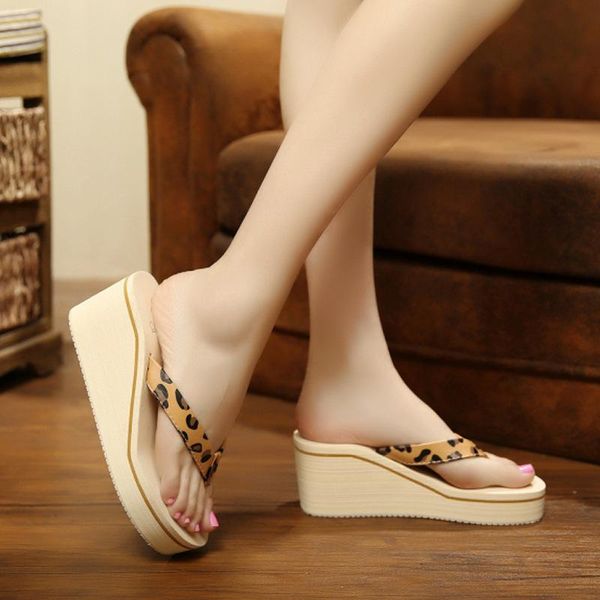 slippers summer women flip flops high heel muffin cake slope non-slip pinch beach sandals shoes woman, Black
slippers summer women flip flops high heel muffin cake slope non-slip pinch beach sandals shoes woman, Black