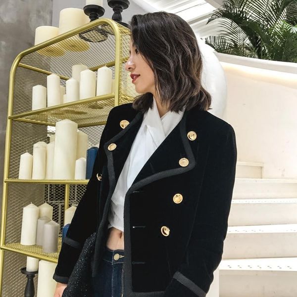 women's suits & blazers autumn winter 2021 female fashion korean temperament women velvet short blazer, White;black
women's suits & blazers autumn winter 2021 female fashion korean temperament women velvet short blazer, White;black