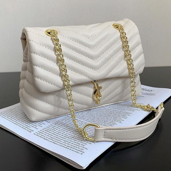 shoulder bags high-quality fashion embroidery thread small square bag 2021 summer style korean texture one-shoulder messenger chain
shoulder bags high-quality fashion embroidery thread small square bag 2021 summer style korean texture one-shoulder messenger chain