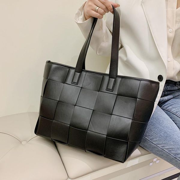 evening bags black big woven women shoulder bag pu leather shopper plaid handbag designer large female casual tote sac
evening bags black big woven women shoulder bag pu leather shopper plaid handbag designer large female casual tote sac