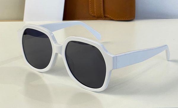 white grey square sunglasses sunnies women fashion glasses gafas de sol occhiali da sole outdoor eyewear with box, White;black
white grey square sunglasses sunnies women fashion glasses gafas de sol occhiali da sole outdoor eyewear with box, White;black