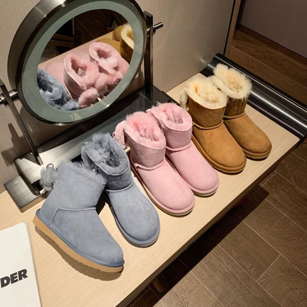 boots brand leather women 2021 sheep-fur integrated bow waterproof cotton shoes go with short, Black
boots brand leather women 2021 sheep-fur integrated bow waterproof cotton shoes go with short, Black