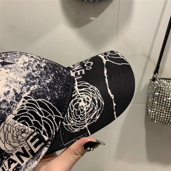 hat korean hat female d family small fragrance high-grade baseball sunscreen sunshade duck tongue mountain camellia hood, Blue;gray
hat korean hat female d family small fragrance high-grade baseball sunscreen sunshade duck tongue mountain camellia hood, Blue;gray