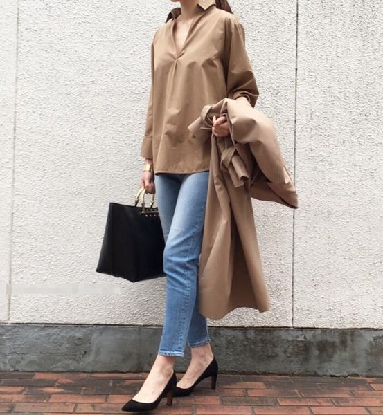 women's blouses & shirts women wide sleev blouse lady turn-down collar solid color v-neck arc hem shirt female casual loose 2021 early, White
women's blouses & shirts women wide sleev blouse lady turn-down collar solid color v-neck arc hem shirt female casual loose 2021 early, White