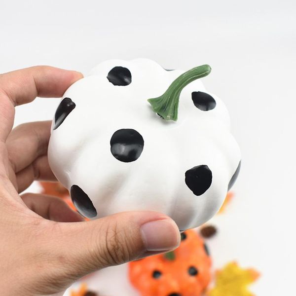 6pcs/set halloween artificial pumpkins tree baubles home decorations props foam pumpkin thanksgiving decorative flowers & wreaths
6pcs/set halloween artificial pumpkins tree baubles home decorations props foam pumpkin thanksgiving decorative flowers & wreaths