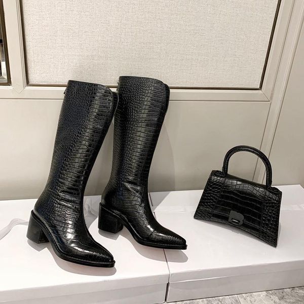 boots fashion designer boot pointed toes high heels real leather women shoes autumn winter runways long good quality black
boots fashion designer boot pointed toes high heels real leather women shoes autumn winter runways long good quality black